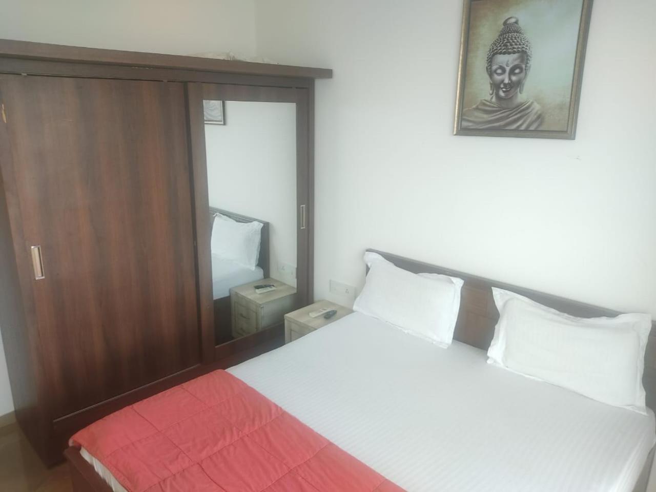 Arista Service Ghansoli Apartament *